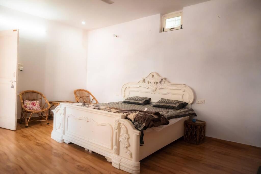Blue Door Villa By Homeyhuts Rājpur Dış mekan fotoğraf